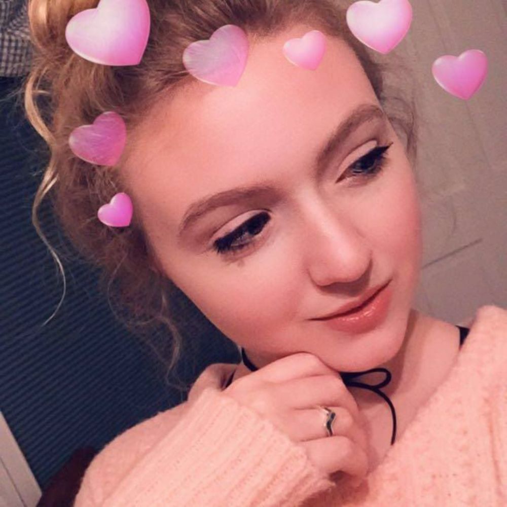 Meet your Posher, Hannah